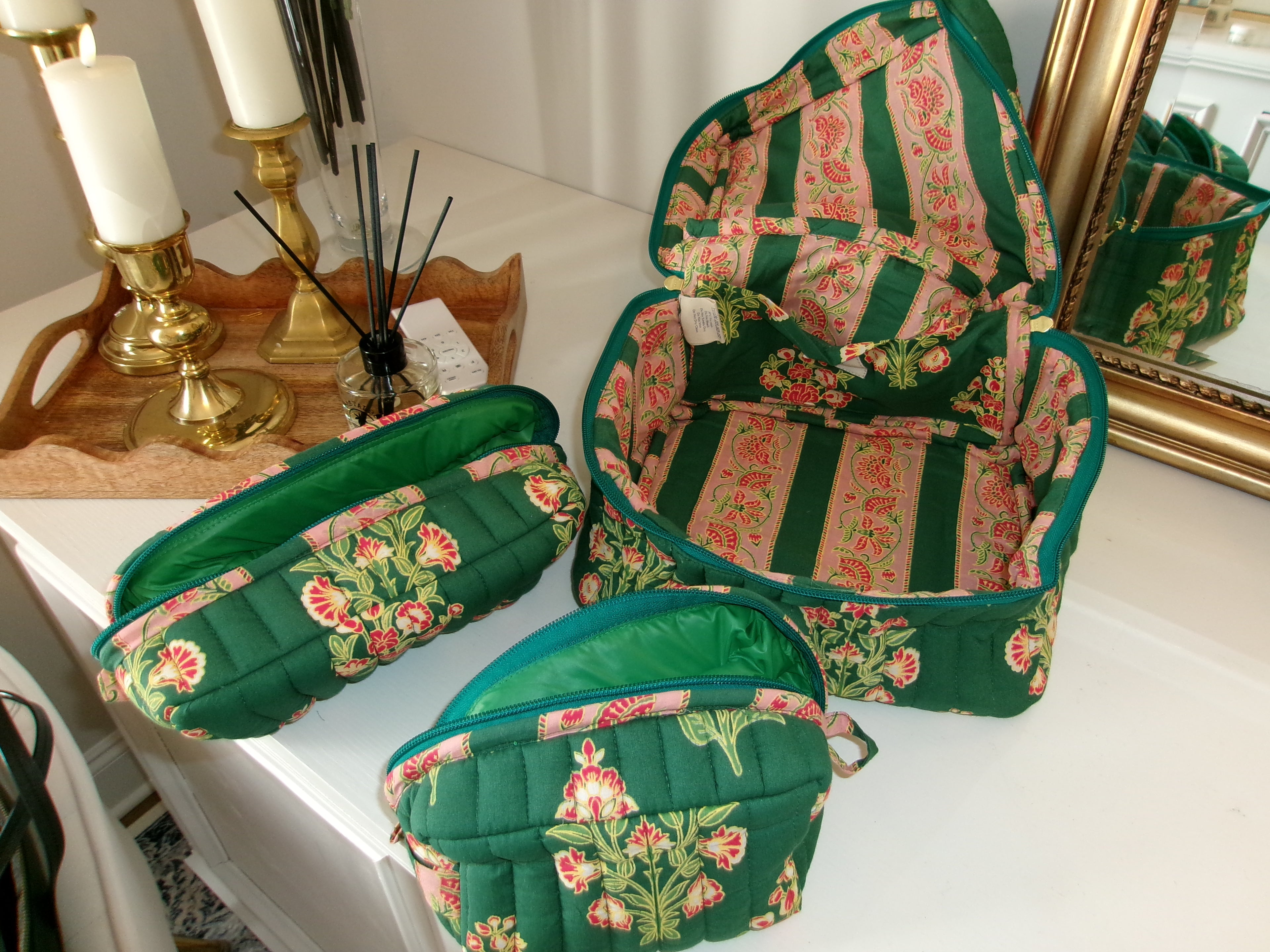 Heart of Grace- Elodie Luxe Quilted Cosmetic Bags Set