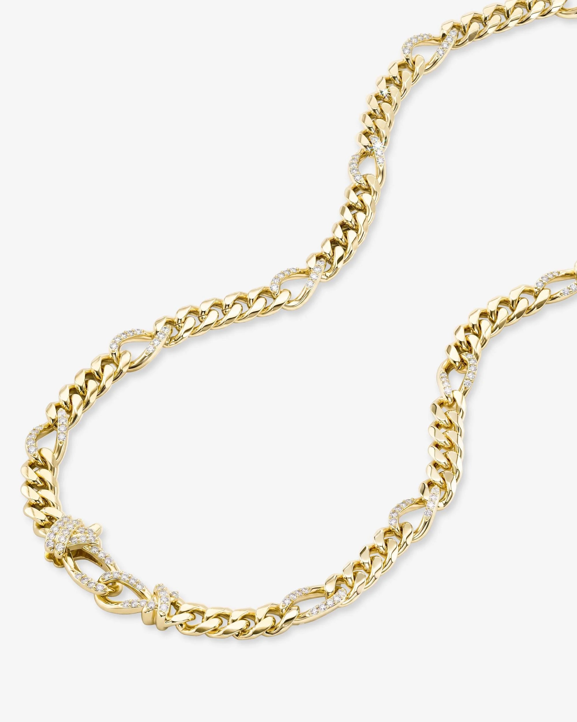 Knot Figaro Chain Necklace